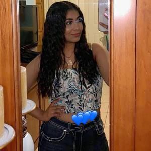 Meet your Posher, Noemy